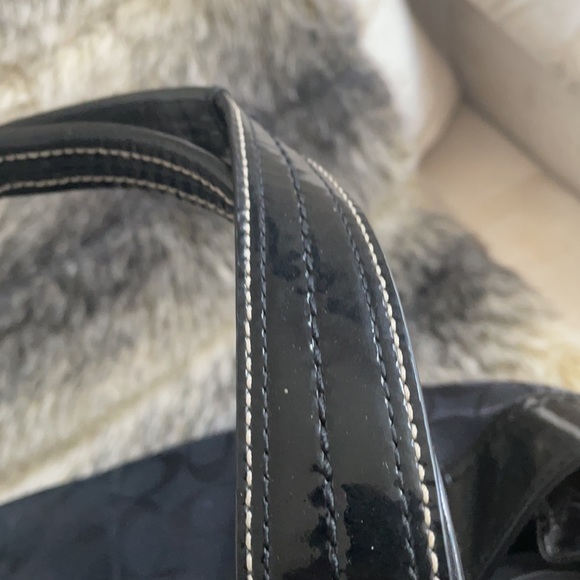 Coach Black signature satchel - Picture 4 of 11